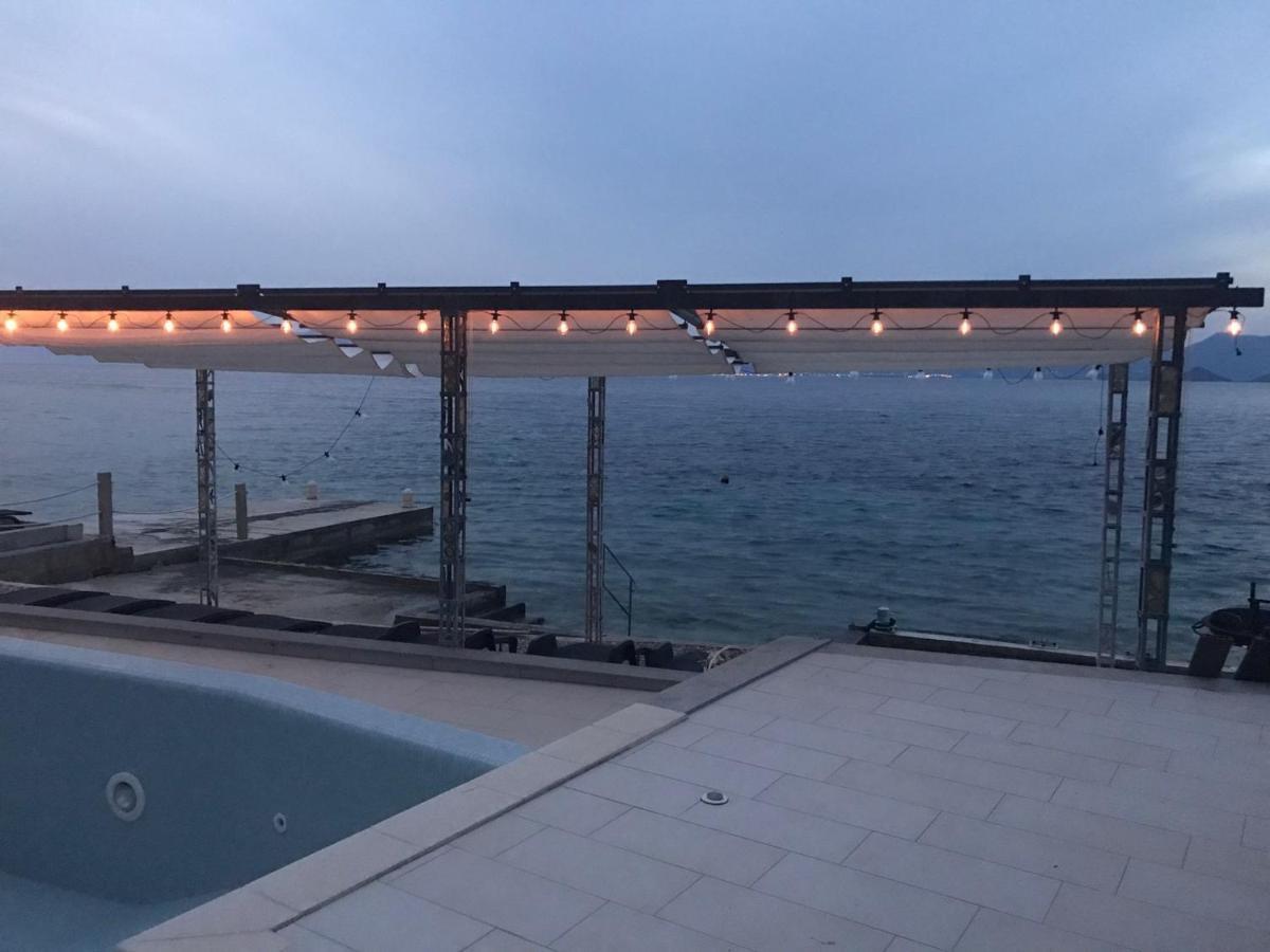 Apartments Poseidon Sreser Bagian luar foto