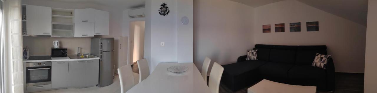 Apartments Poseidon Sreser Bagian luar foto
